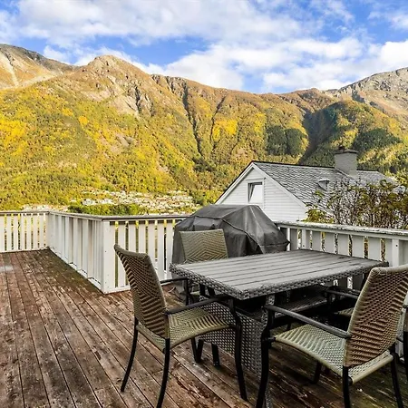 Lejlighed Trolltunga Fjord View Tokheim